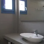 Alexandros Aparthotel 4*