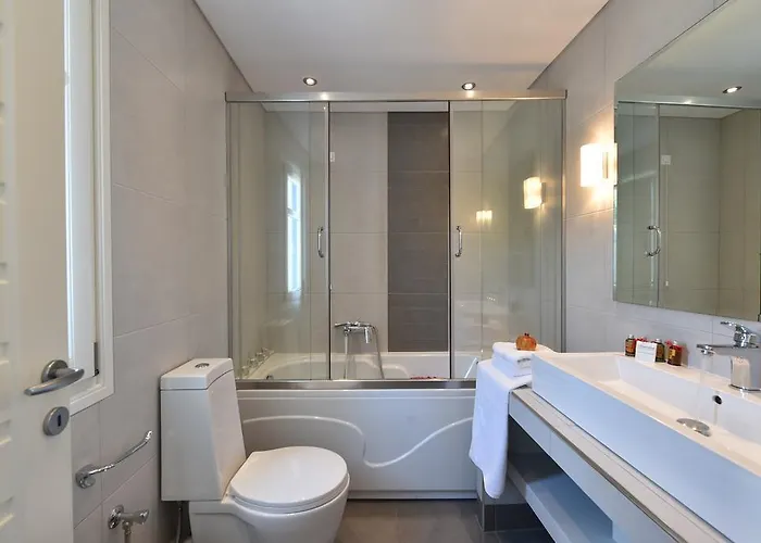 Alexandros Aparthotel