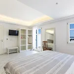 Alexandros Aparthotel