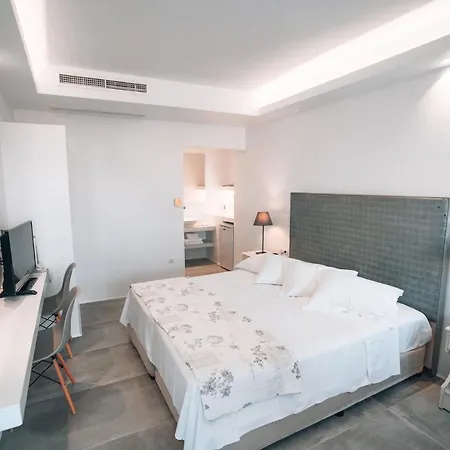 Aparthotel Alexandros *