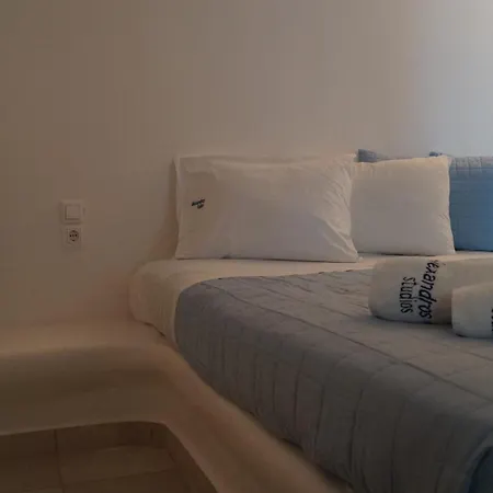 公寓式酒店 亚历山德罗斯公寓酒店 4*