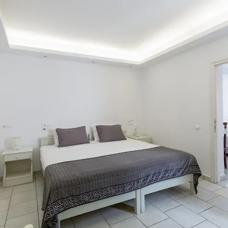 Alexandros Aparthotel *