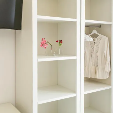 Alexandros Apartments