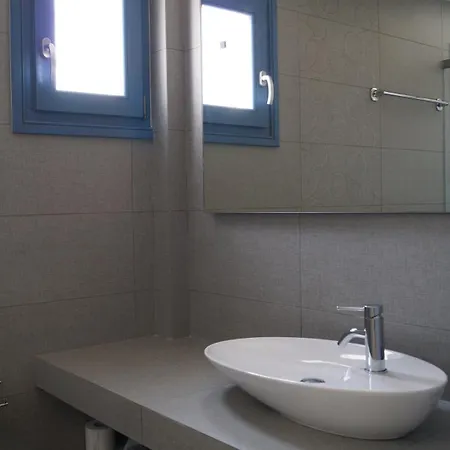 Alexandros Apartmanhotel 4*