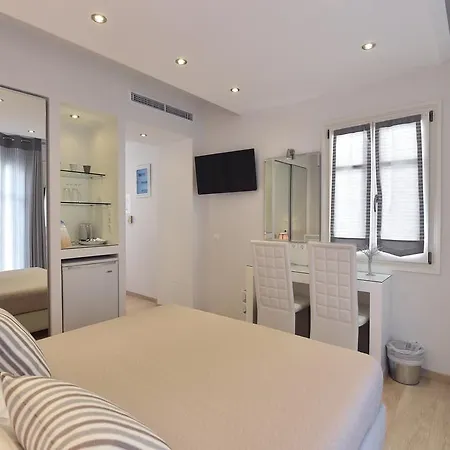 Aparthotel Alexandros Naoussa