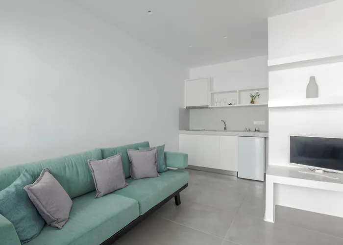 Alexandros 아파트호텔